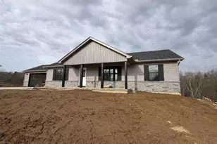 180 Saddlebrook Ln, Dry Ridge, KY 41035 - Photo 1