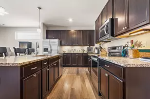 404 Aintree Dr, Walton, KY 41094 - Photo 4