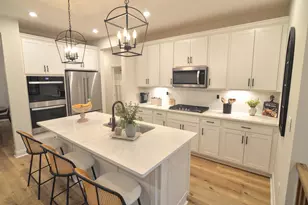 1644 Creekwood Ct, Hebron, KY 41048 - Photo 8