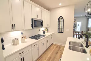 1644 Creekwood Ct, Hebron, KY 41048 - Photo 12