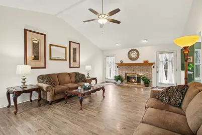 1233 Mesa Drive, Erlanger, KY 41018 - Photo 2