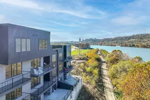 745 Manhattan Blvd, Dayton, KY 41074 - Photo 1