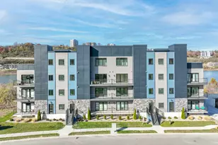 745 Manhattan Blvd, Dayton, KY 41074 - Photo 2