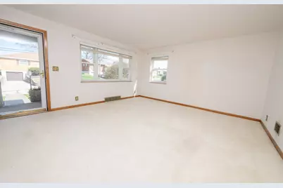 417 Timberlake Avenue, Erlanger, KY 41018 - Photo 2