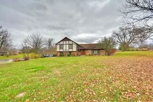 10252 Tiburon Dr, Florence, KY 41042 - Photo 2