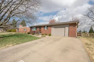 758 Rogers Rd, Villa Hills, KY 41017 - Photo 1