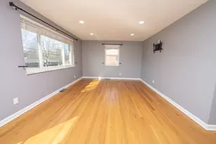 758 Rogers Rd, Villa Hills, KY 41017 - Photo 2