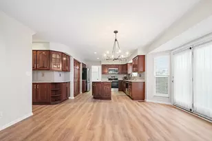 1545 Backwood Ct, Hebron, KY 41048 - Photo 8