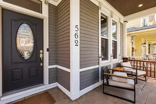 562 E 4th Street E, Newport, KY 41071 - Photo 2