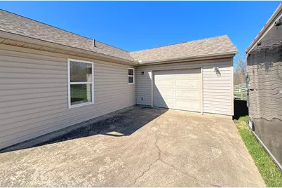 304 Brentwood Drive, Dry Ridge, KY 41035 - Photo 2