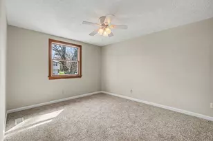 3060 Featherstone Dr, Burlington, KY 41005 - Photo 10