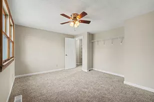 3060 Featherstone Dr, Burlington, KY 41005 - Photo 12