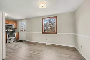 3060 Featherstone Dr, Burlington, KY 41005 - Photo 4