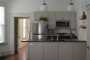 1523 Greenup St, Covington, KY 41011 - Photo 2