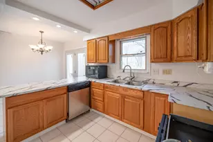 6290 Tessie Cir, Burlington, KY 41005 - Photo 8