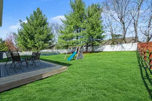 8430 Woodcreek Dr, Florence, KY 41042 - Photo 2