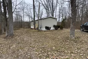 1 Cardinal Ln, New Liberty, KY 41098 - Photo 2