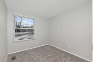 3080 Featherstone Dr, Burlington, KY 41005 - Photo 14