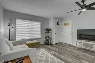 1067 Oakgrove Ct, Independence, KY 41051 - Photo 2