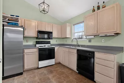 121 Indiancreek Drive, Covington, KY 41017 - Photo 2