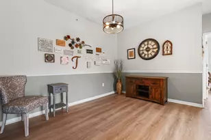 149 Saddlebrook Ln, Florence, KY 41042 - Photo 10