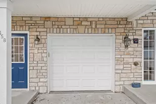 458 Ivy Ridge Dr, Cold Spring, KY 41076 - Photo 2