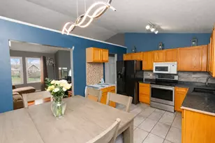 528 Grouse Ct, Elsmere, KY 41018 - Photo 6