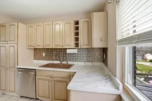 8 Tripoli Ln, Fort Mitchell, KY 41017 - Photo 14