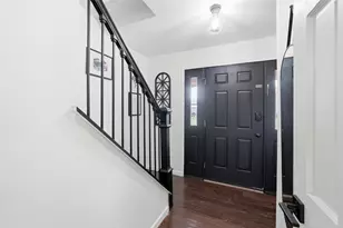 2479 High Crossing Dr, Crescent Springs, KY 41017 - Photo 6