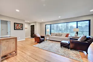 1083 Montague Rd, Park Hills, KY 41011 - Photo 6