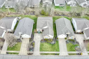 2707 St Charles Cir, Union, KY 41091 - Photo 6