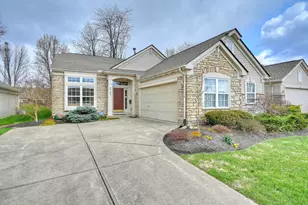2707 St Charles Cir, Union, KY 41091 - Photo 2