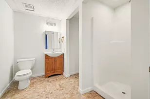 1812 Mountainview Ct, Florence, KY 41042 - Photo 34