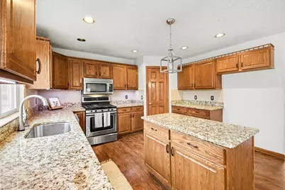 1812 Mountainview Court, Florence, KY 41042 - Photo 8