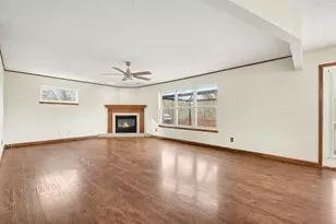 1812 Mountainview Ct, Florence, KY 41042 - Photo 12