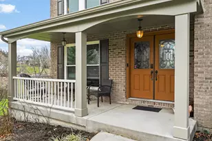 2081 Blankenbecker Dr, Florence, KY 41042 - Photo 2