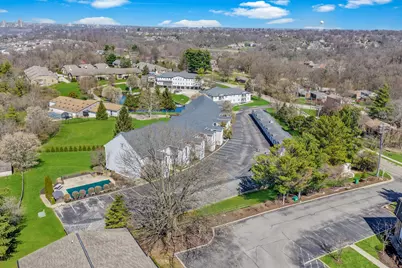 19 Carriage House Drive, Fort Thomas, KY 41075 - Photo 1