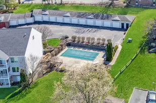 19 Carriage House Dr, Fort Thomas, KY 41075 - Photo 8