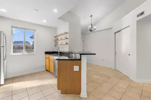 19 Carriage House Dr, Fort Thomas, KY 41075 - Photo 14