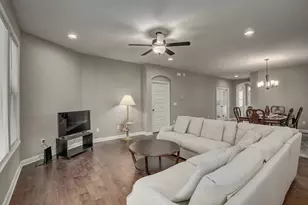 1928 Tanners Cove Rd, Hebron, KY 41048 - Photo 6