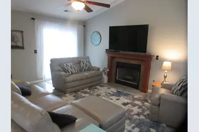 1076 Hampshire Place, Florence, KY 41042 - Photo 2