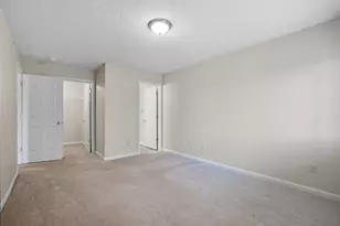 701 Napa Valley Ln, Crestview Hills, KY 41017 - Photo 12