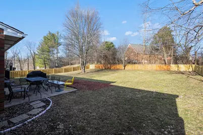 8182 N Dilcrest Circle, Florence, KY 41042 - Photo 20