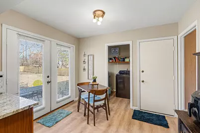 8182 N Dilcrest Circle, Florence, KY 41042 - Photo 10