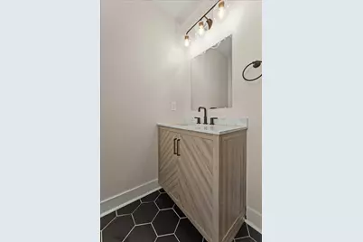 [Address not provided], Covington, KY 41011 - Photo 18