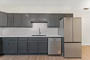 1402 Scott St, Covington, KY 41011 - Photo 12