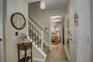 2433 Antelope Ct, Villa Hills, KY 41017 - Photo 2