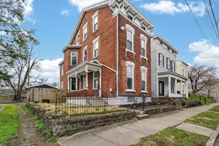 407 E 17th St, Covington, KY 41014 - Photo 2