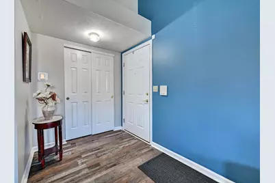 190 Langshire Court, Florence, KY 41042 - Photo 8