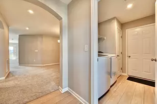 2501 Crosshill Dr, Crescent Springs, KY 41017 - Photo 20